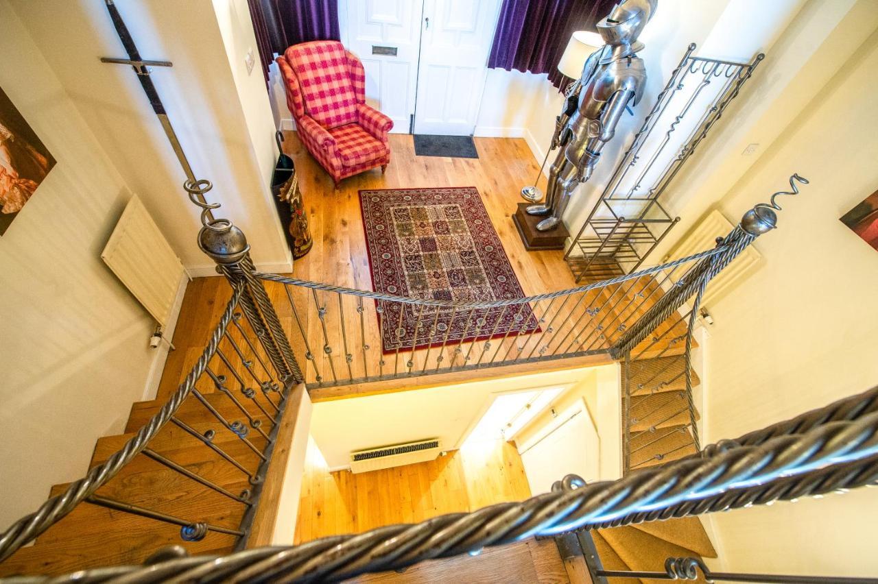 Apartamento Famous House, 1 Minute From Edinburgh Castle Exterior foto