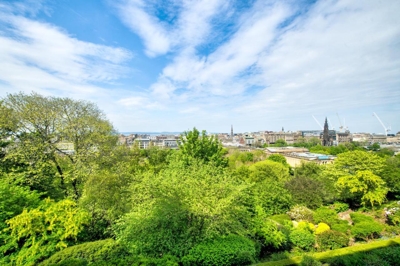 Apartamento Famous House, 1 Minute From Edinburgh Castle Exterior foto