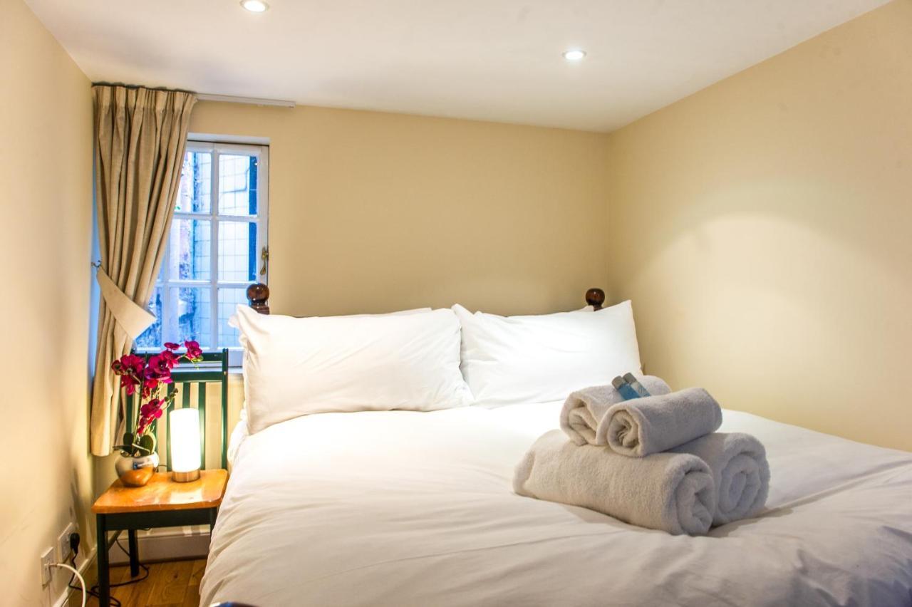 Apartamento Famous House, 1 Minute From Edinburgh Castle Exterior foto