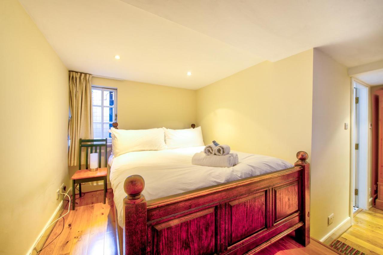 Apartamento Famous House, 1 Minute From Edinburgh Castle Exterior foto
